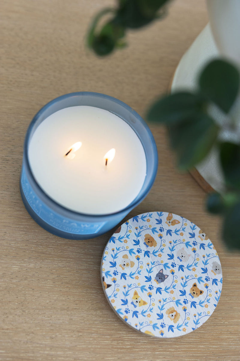 Sand + Paws Ocean & Driftwood 12 oz scented candle